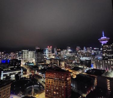 Gastown Apartment | Luxury Downtown Vancouver Suite