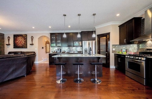 West Edmonton House | Luxury home 3700 sq with jetted tub/4 fireplaces/sleep 9