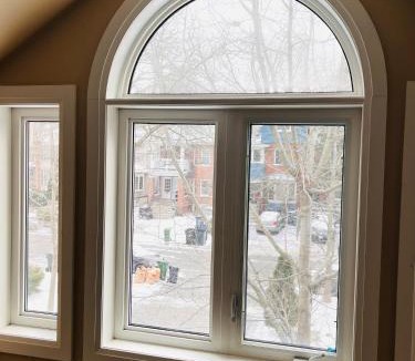 Upper Beaches House | Luxury Home - Upper Toronto Beaches