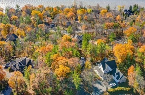 Aylmer House | Luxury Midterm Rental - Fully Furnished Available Jan 1st to March 31st 2024