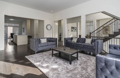 Bowmanville House | Luxury Modern Waterfront Home W/Elevator 4 Bdrs 5 Bath & Terr