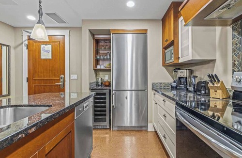 Cougar Creek Condo | Luxury Mt. Retreat DT Canmore
