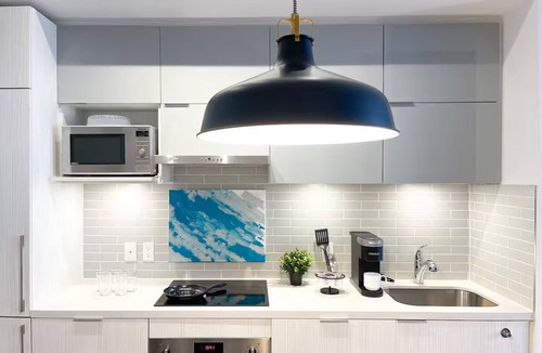 Markham Apartment | Luxury Penthouse in Downtown Markham