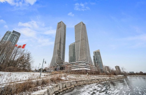 Humber Bay Condo | Luxury Penthouse Suite
