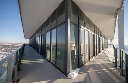 Humber Bay Condo | Luxury Penthouse Suite