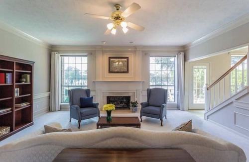 West Point Grey Villa | Luxury Point Grey Estate with Pool & Tennis court