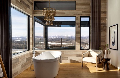 Bragg Creek House | Luxury Rocky Mountain Estate - mesmerizing views on 160 acres of private forest