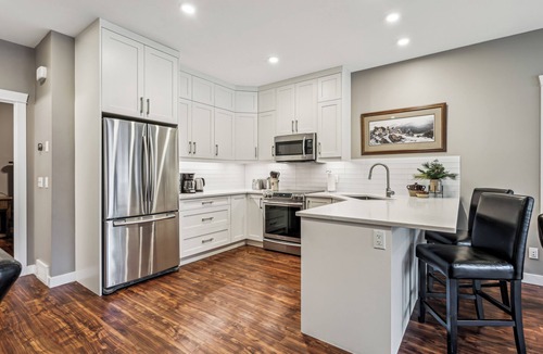 Canmore House | LUXURY SPACIOUS CANMORE HOME, GREAT VIEWS, 5,min WALK TO DOWN TOWN