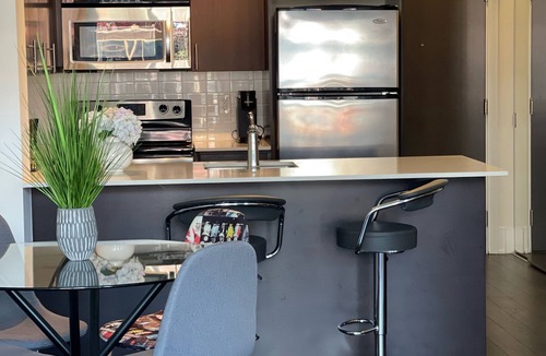 Wellington Place Condo | Luxury stay in heart of Toronto downtown