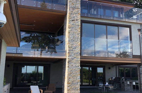 West Vancouver House | Luxury Stay in West Vancouver | Private sauna, Pool & Stunning Views
