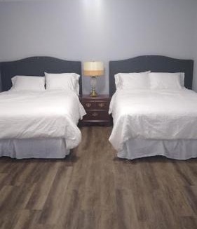 Highland Creek House | Luxury Suites at Military Trail