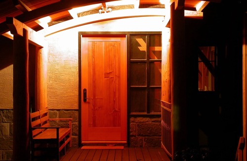 East Kootenay Ski Chalet | Luxury Timber Frame Chalet, Fernie Alpine Resort, Ski in/Out