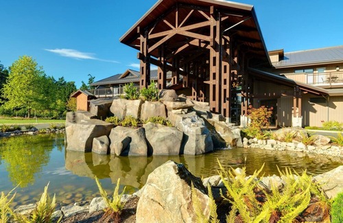 Regional District of Nanaimo House | Luxury Townhouse on Rathtrevor Beach with Pool!