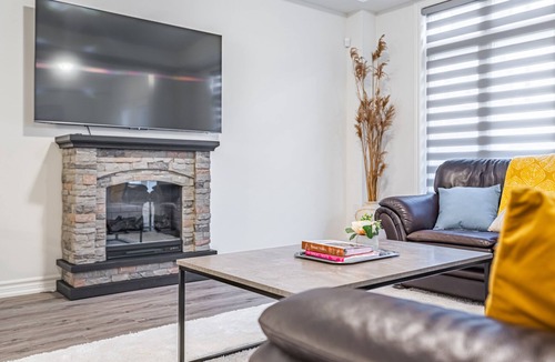 Springwater Villa | Luxury Villa 5BR-4.5 Bath