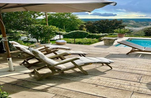 Castiglione in Teverina Apartment | Luxury Villa w Spa, Pools & Winery - Tuscany Border