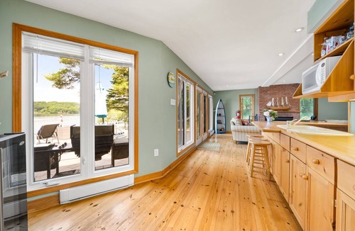 Greater Napanee Cottage | Luxury Waterfront & Woodland!