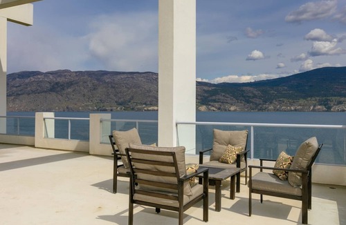 Okanagan-Similkameen Villa | Luxury Waterfront Villa on Okanagan Lake