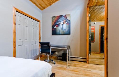 Southwest Calgary Apartment | M Lofts