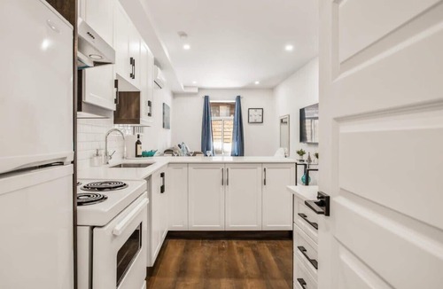 Mile End Apartment | M11 | Le Mile End - Cozy studio in MTL-2C