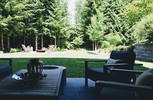 Squamish Bed & Breakfast | Magnificent Trails, Mountain Views in Squamish