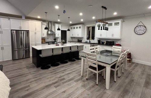 Terra Nova Ski Chalet | Main Chalet#1 Waterfront Sleeps 12 open concept Kitchen-Living area 2 1/2 bath