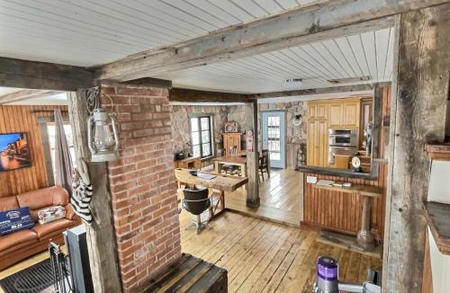 Lac-Megantic House | Maison du lac