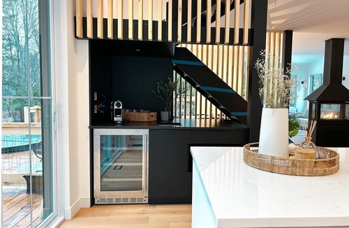 Huberdeau House | Maison Huberdeau – Design, River, Spa & Tremblant 18 min