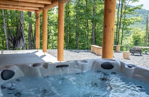 Saint-Philemon House | Majestic log cabin - Spa - Le Taureau