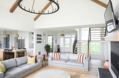 Victoria House | Make This Your “New Normal"