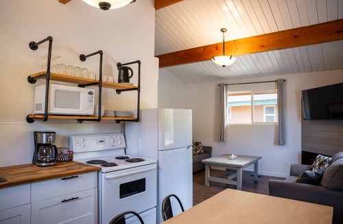 Okanagan-Similkameen Hotel | Manning Park Resort