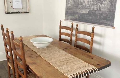 Little Pond Bed & Breakfast | Manor on the Pond B&B
