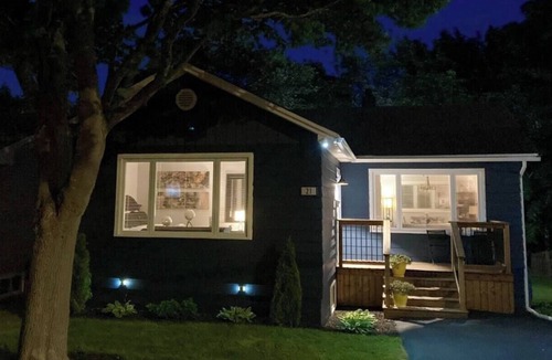 Downtown St. John's House | Maple Blue