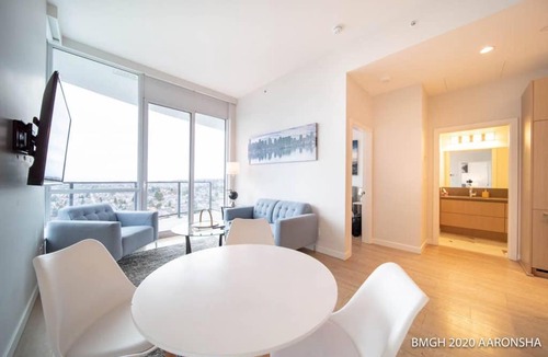 Marpole Apartment | Marine Gateway best top view condo