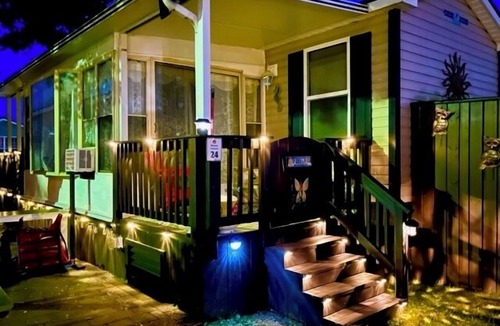 Sherkston House | MARINER Getaway cottage at Sherkston Resort Port Colborne