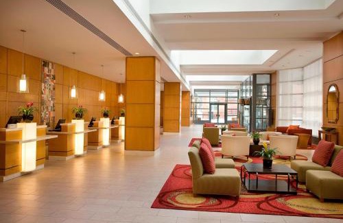 Bay Street Corridor Hotel | Marriott Downtown at CF Toronto Eaton Centre