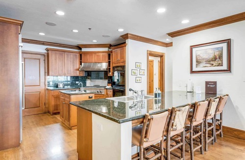 Highlands Townhomes Condo | McCoy Peak 402 - 4 Bedroom Residence