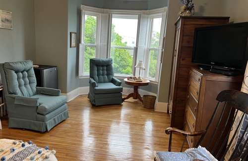 Souris Bed & Breakfast | McLean House Bed & Breakfast