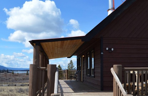 Clinton House | Meadow Lake Guest Ranch - Osprey Suite - Lakeview House