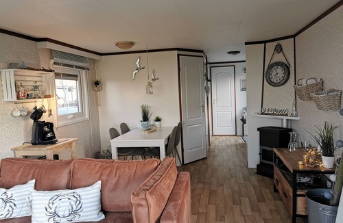 De Haukes Ski Chalet | Meersicht-huisje - mit Direktem Blick auf das Wattenmeer/Deich