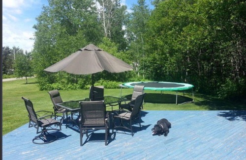 Grand-Digue House | Mel's Relaxing Summer Chalet