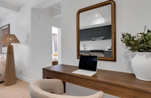 Cite Multimedia Apartment | Mercer- Old Mtl 2 Beds 2 Baths+ Free parking