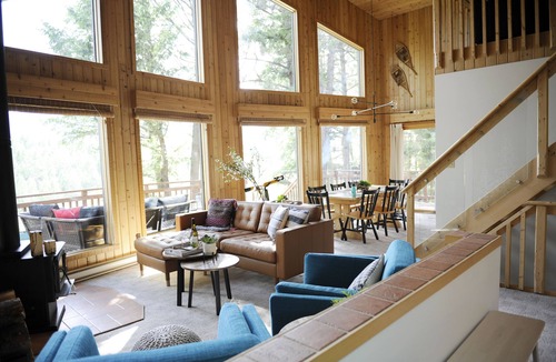 East Kootenay Cabin | Mid Century Mountain Modern Cabin