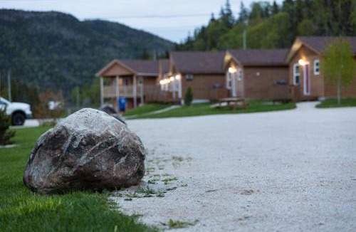 Glenburnie-Birchy Head-Shoal Brook Cabin | Middle Brook Cottages & Chalets