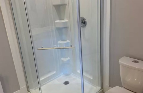 Charlottetown House | Modern 2 bedroom 2 bathroom w/king beds in Charlottetown
