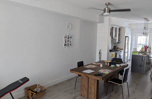 Delta House | Modern 3br Townhouse near amenities. Garage with extra office/gym/storage space.