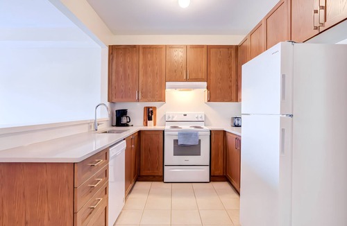 Halton Regional Municipality House | Modern 5BR Home Milton Toronto Lakeview, Pan Am Velodrome