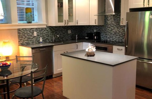 Kitsilano Apartment | Modern Apartment in Beautiful Kitsilano