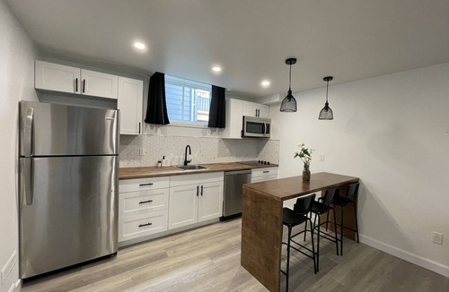 Ilderton Apartment | Modern, Clean and Cozy Brand New Studio Apartment