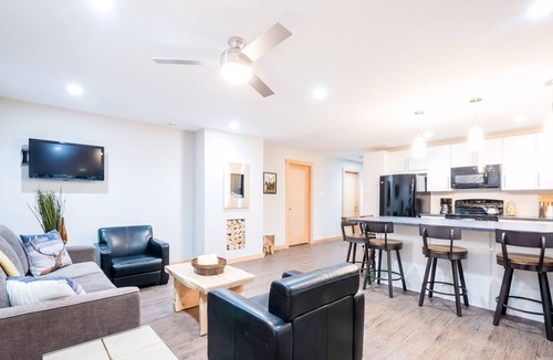 Golden House | Modern Comfy, Convenient New Build