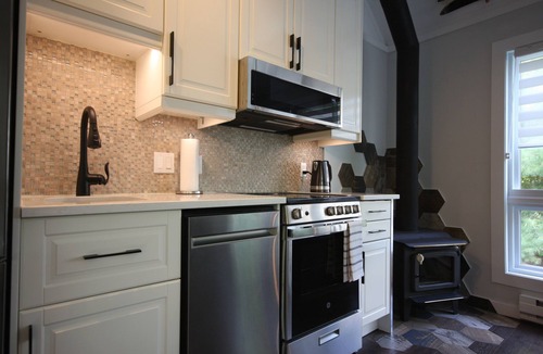 Mont-Tremblant Pedestrian Village Condo | Modern Cottage on the Tremblant Mountain